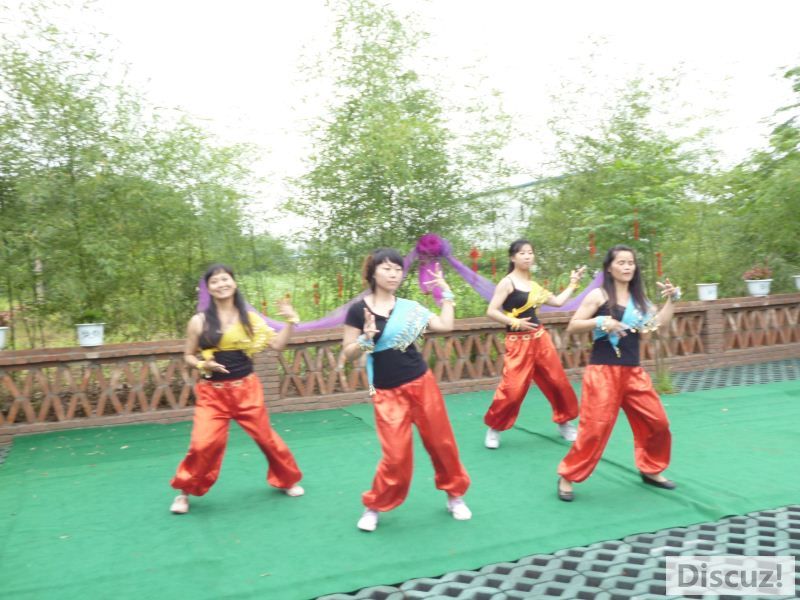 124532bmmloomrrwm03clo.jpg